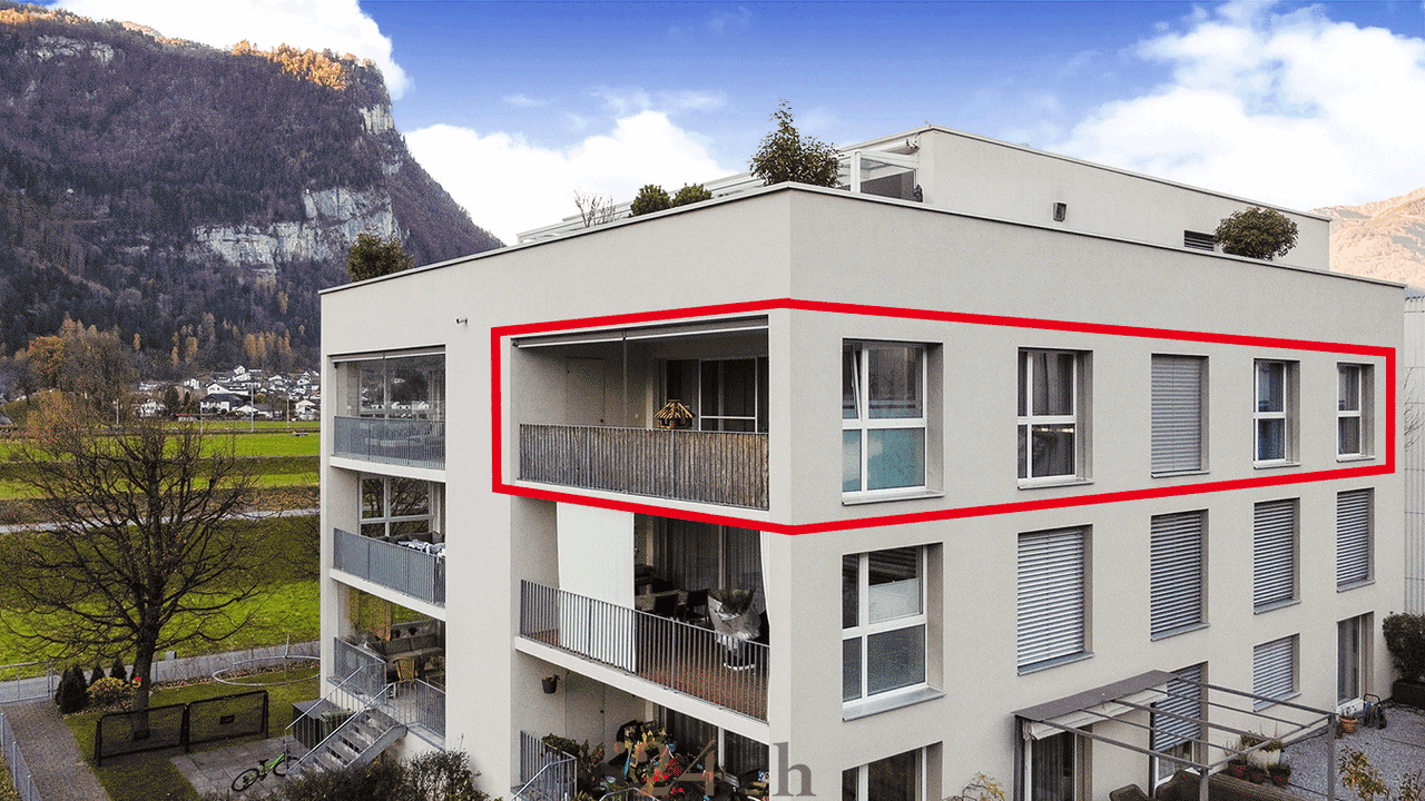 Moderne 4.5-Zi-Wohnung mit gemütlicher Terrasse und Weitblick ins Glarnerland