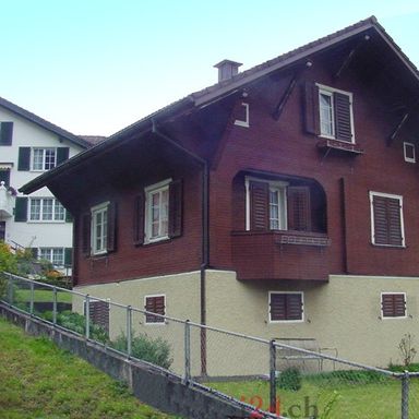 4-Zimmer-Einfamilienhaus