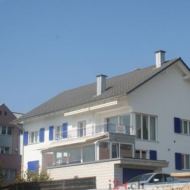 Haus mit 3 Wohnungen