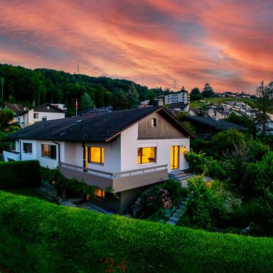 5 1/2 Zi-Doppeleinfamilienhaus mit grossem Garten