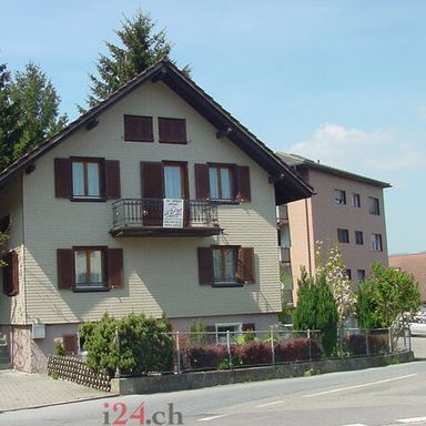 freistehendes Einfamilienhaus