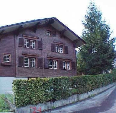 Freistehendes Holzhaus