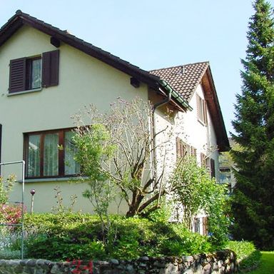 6-Zimmer-Einfamilienhaus