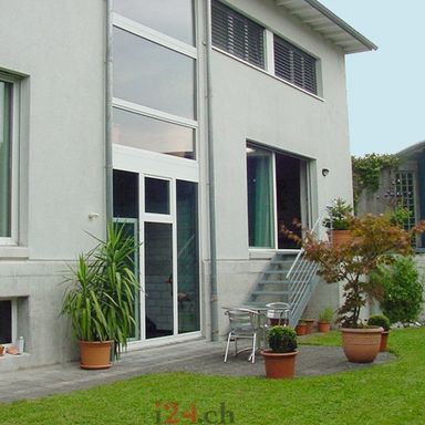 6-Zi-Einfamilienhaus mit 2½-Zi-Nebenhaus